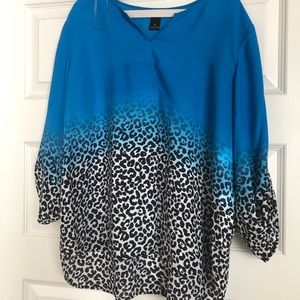 Like new Blouse fun and funky. Only worn once. Super cool!